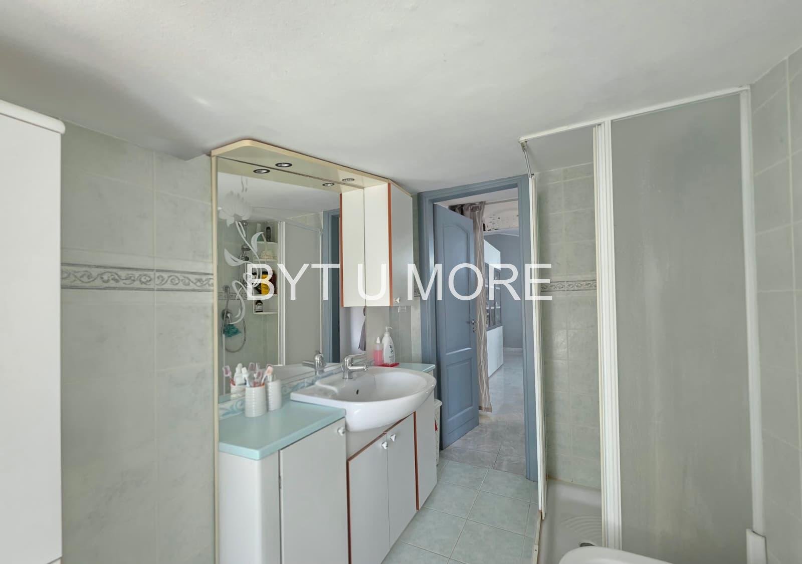 WhatsApp Image 2025-10-21 at 17.24.48 (2)