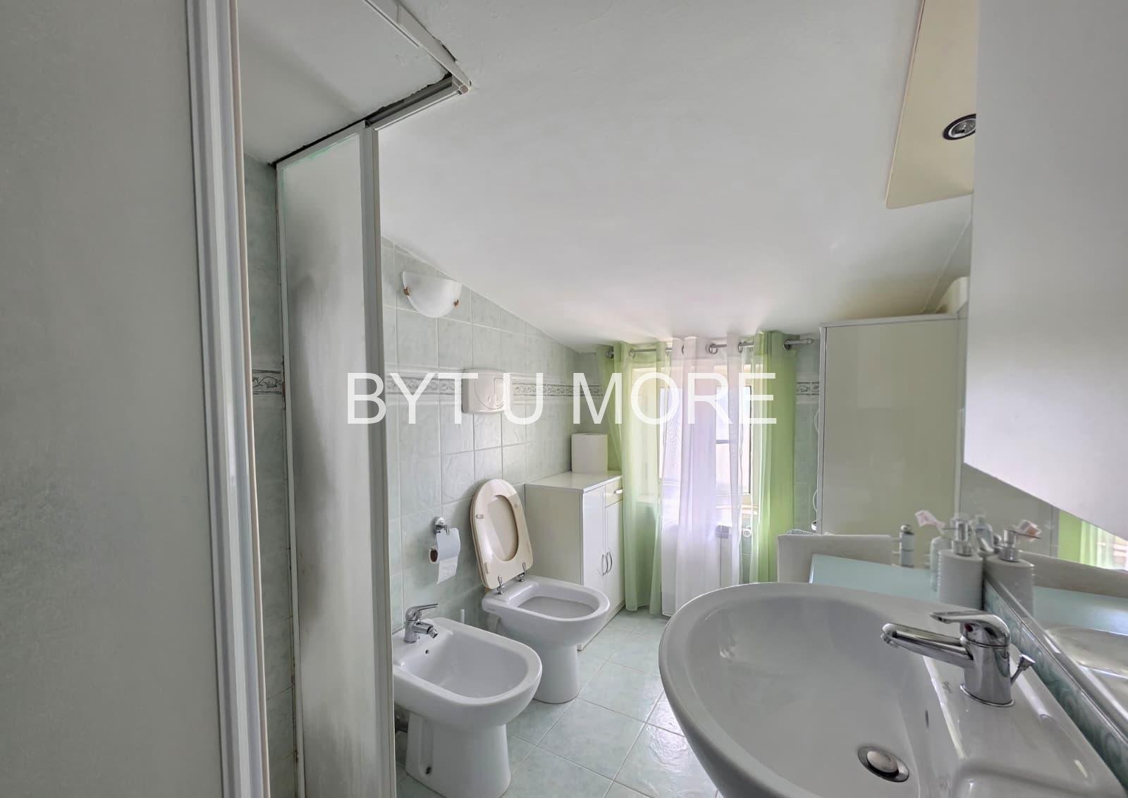 WhatsApp Image 2025-10-21 at 17.24.49