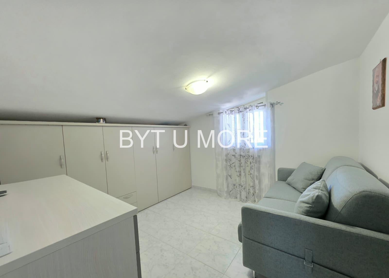 WhatsApp Image 2025-10-21 at 17.24.50 (1)