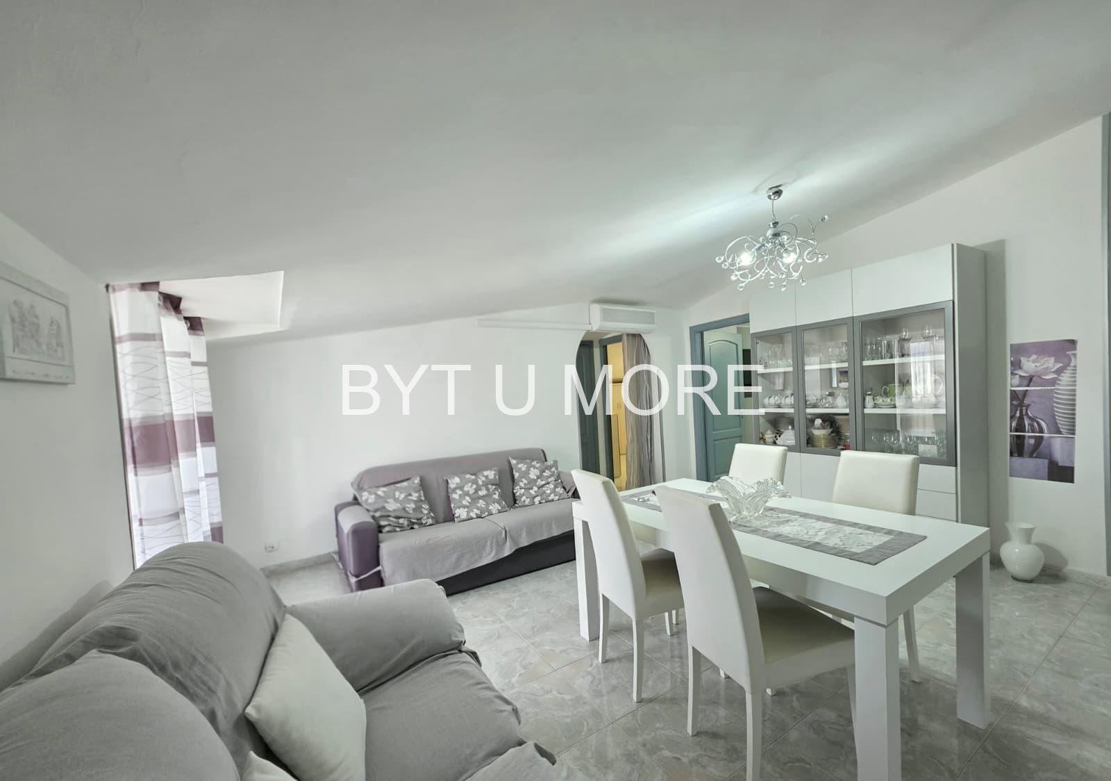 WhatsApp Image 2025-10-21 at 17.24.51