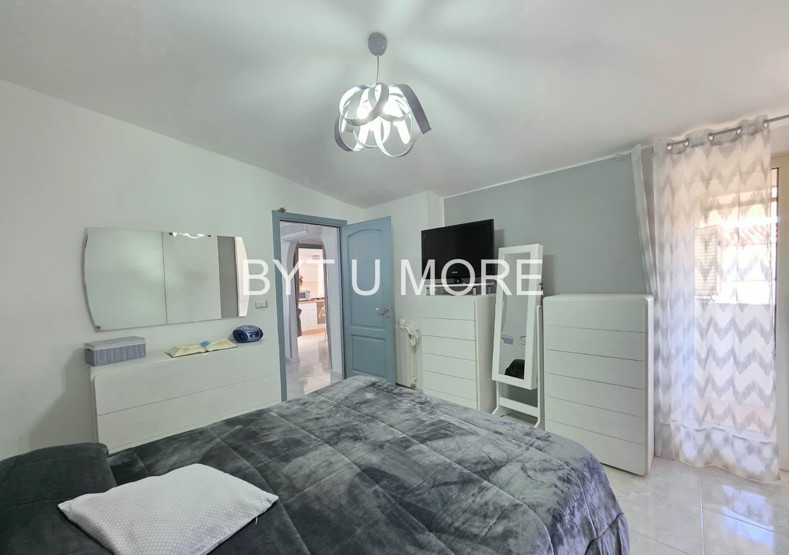 WhatsApp Image 2025-10-21 at 17.24.52