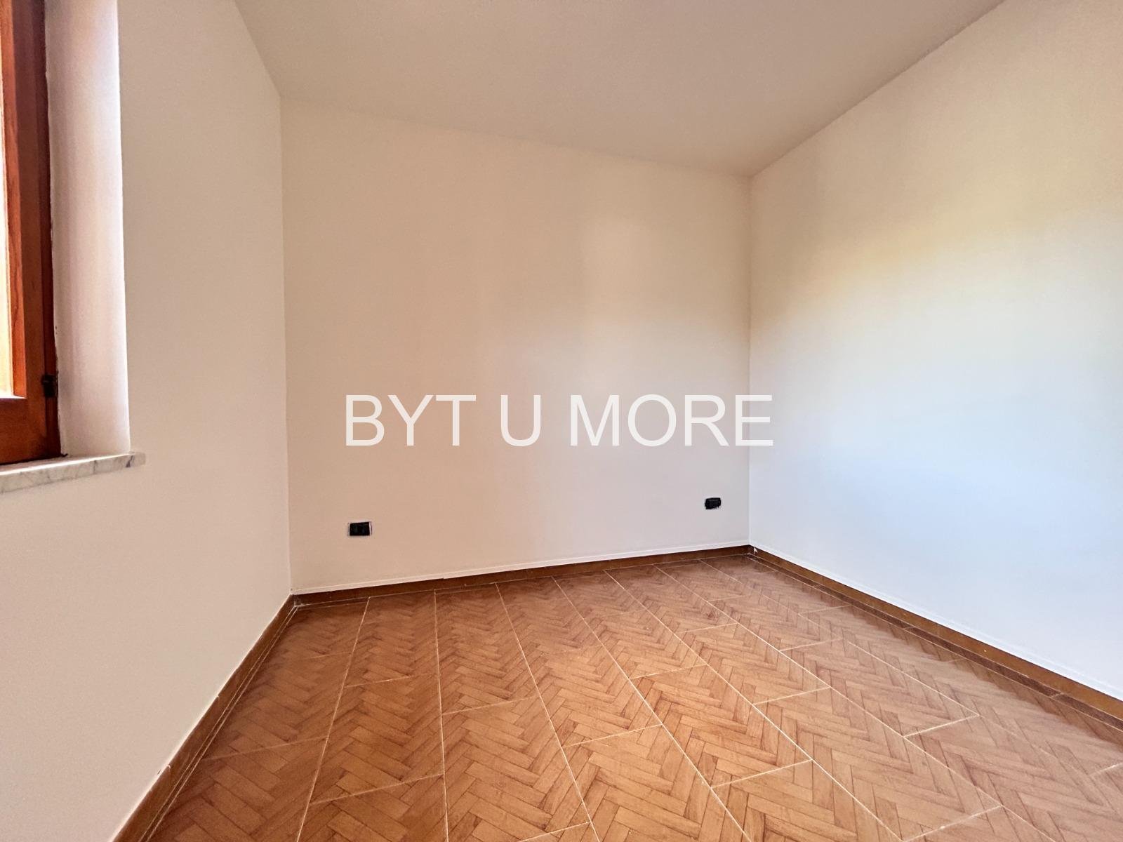 WhatsApp Image 2025-12-08 at 10.36.03 (2)